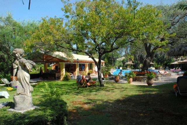 Spiti Prifti Apartments ゴウヴィア エクステリア 写真