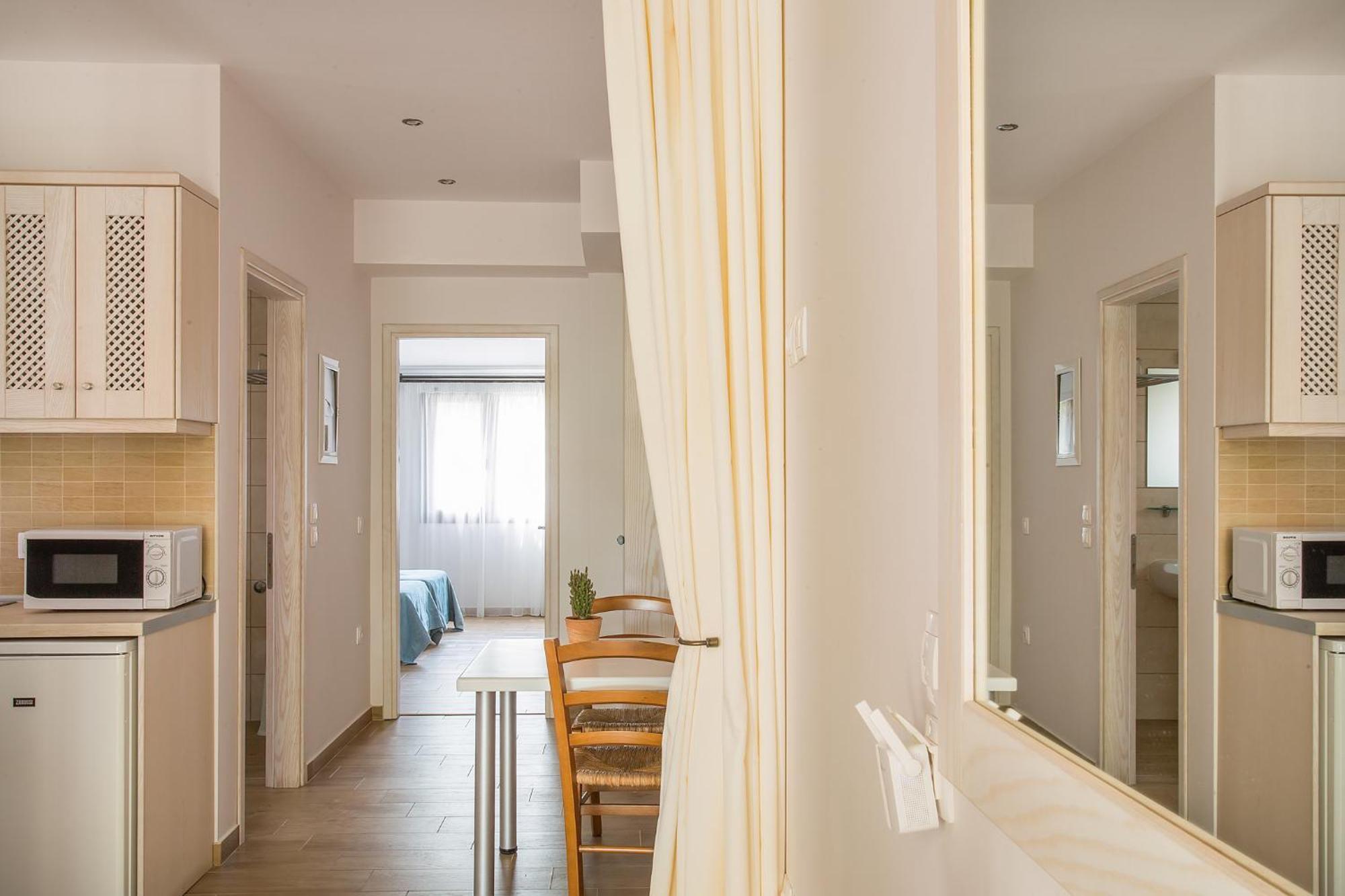 Spiti Prifti Apartments ゴウヴィア エクステリア 写真